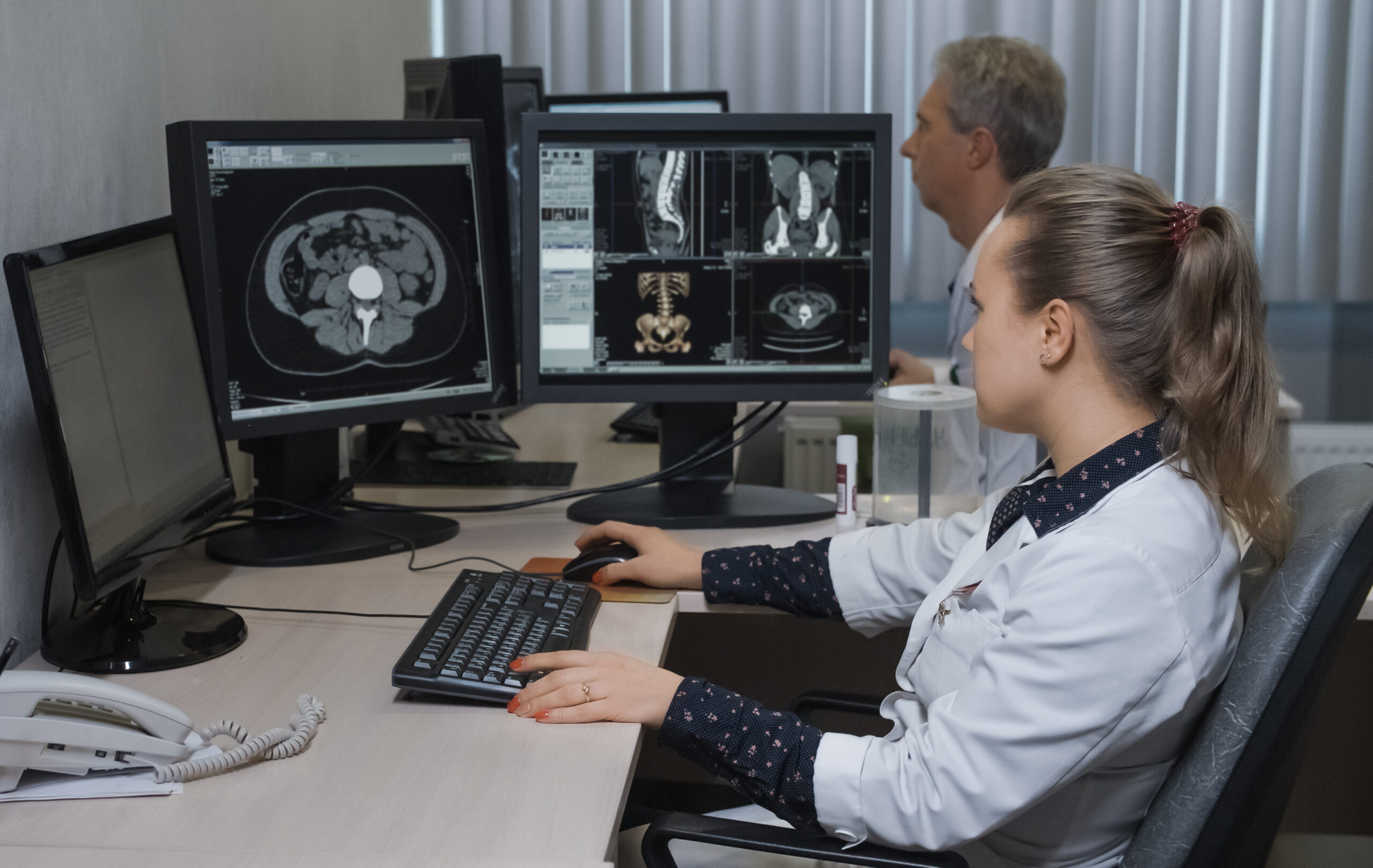 Sala de reuniones del equipo profesional del centro médico